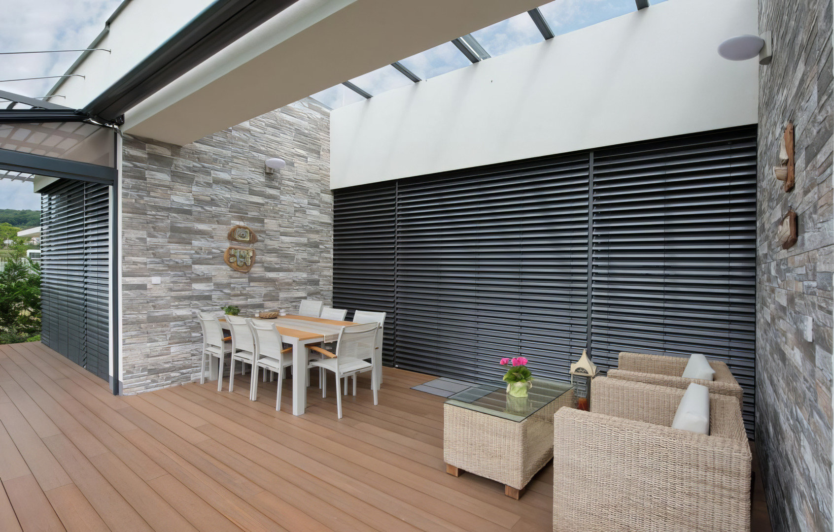 http://Maxim-External-Venetians-32.jpg
