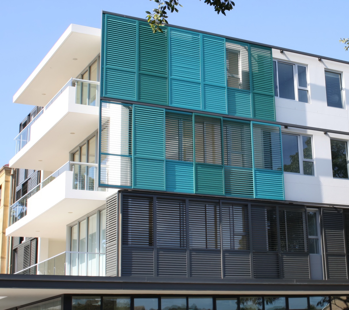 http://Maxim-Shutters-15.jpg